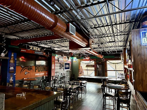 Linder's Sports Bar & Grill photo 3
